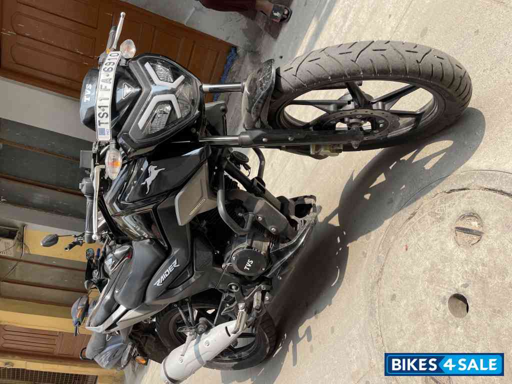 TVS Raider 125