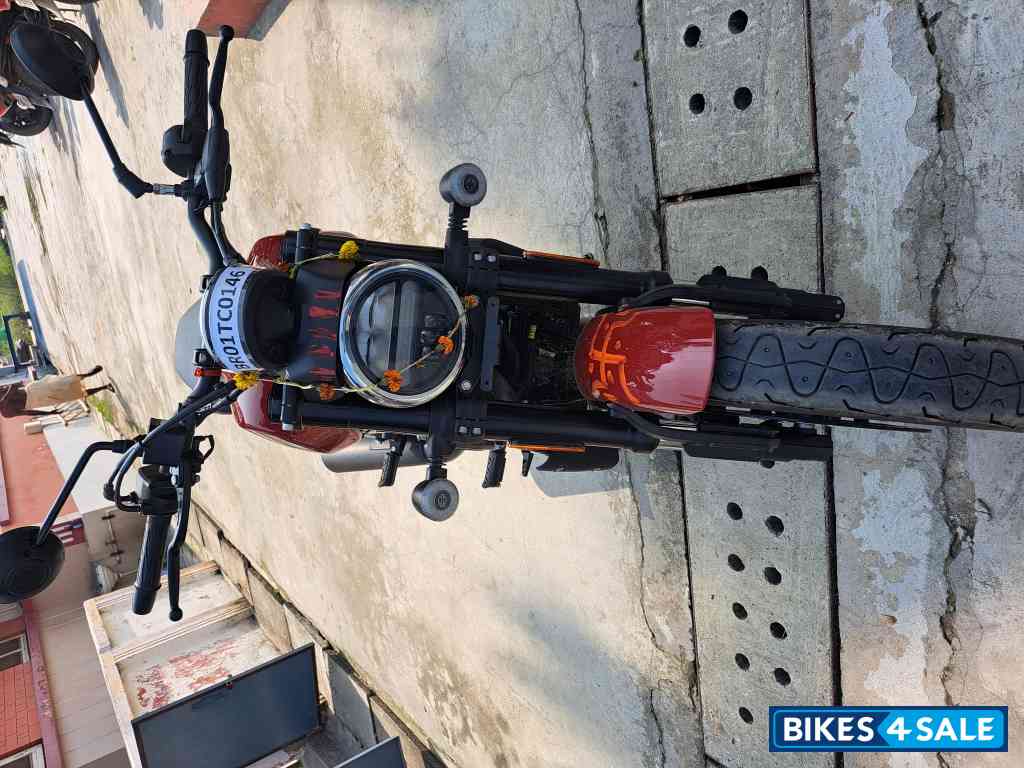 Red & Black Harley Davidson X440 Vivid