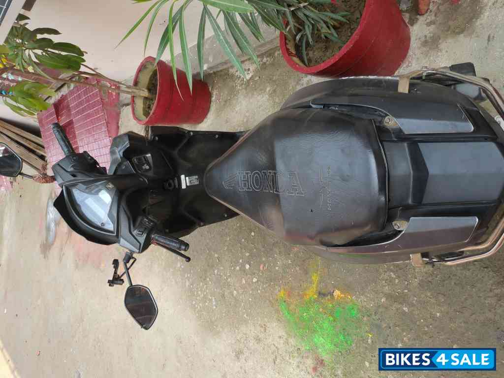 Dark Grey Honda Grazia 125 BS6