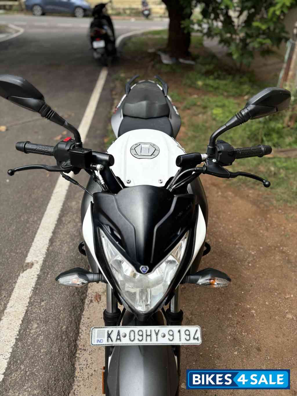 Bajaj Pulsar NS200