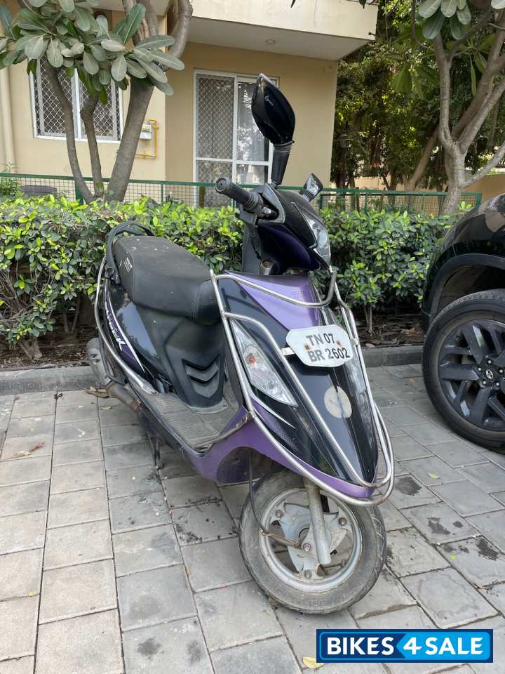 Black, Violet TVS Scooty Streak