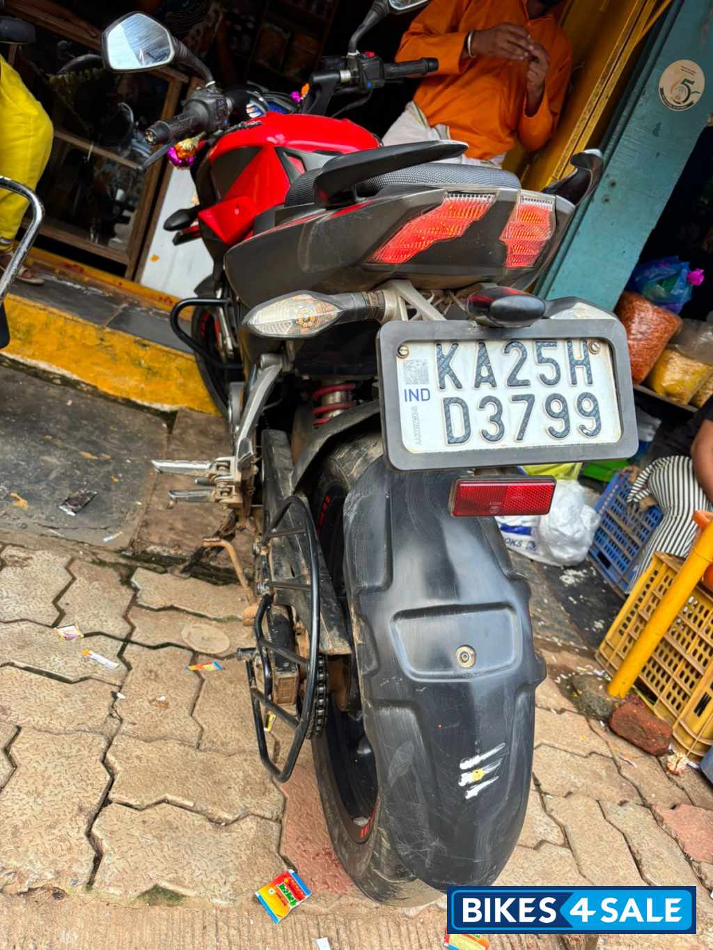 Bajaj Pulsar 200 NS