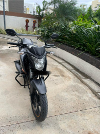 Honda CB Hornet 160R