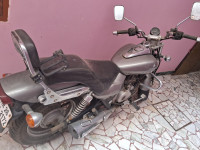 Grey Bajaj Avenger Cruise 220