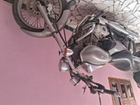 Grey Bajaj Avenger Cruise 220