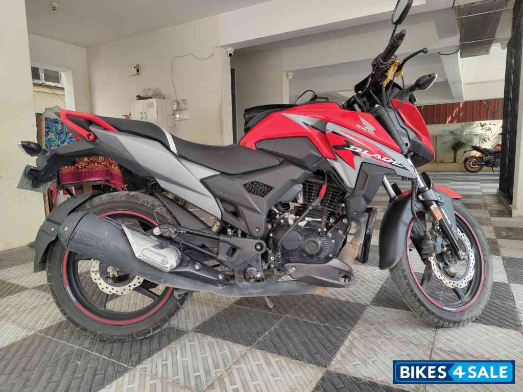 Red Honda XBlade BS6