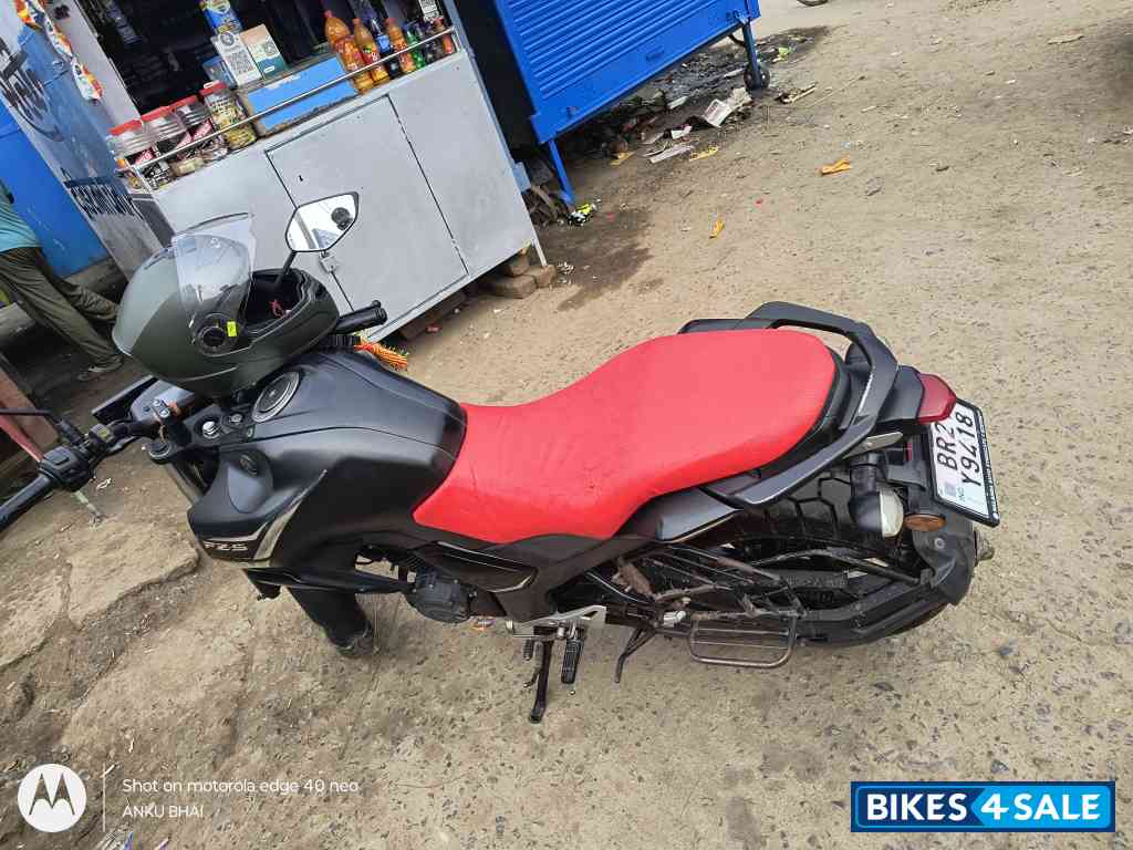 Yamaha FZ-S FI V3 Yamaha FZ-S FI V3