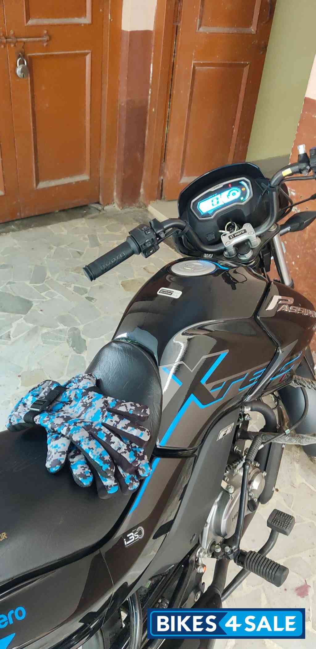 Black And Blue Hero Passion XTec