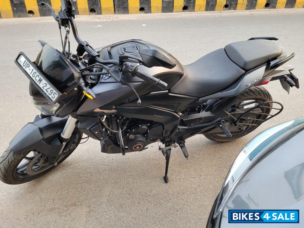 Metallic Grey Bajaj Dominar 400 ABS BS6