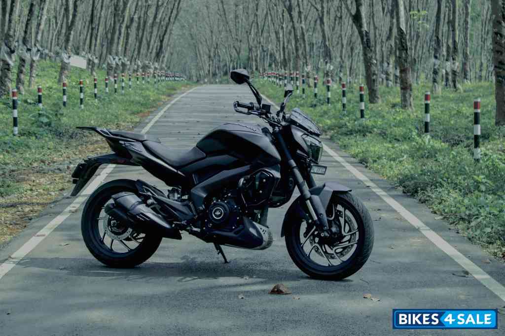 Matte Black Bajaj Dominar 400 ABS BS6