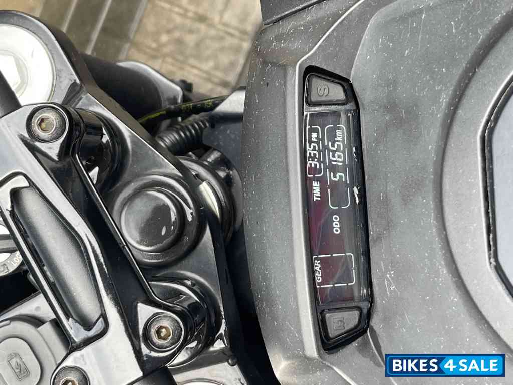 Matte Black Bajaj Dominar 400 ABS BS6