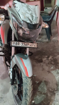 Gray TVS Apache RTR 160 2020