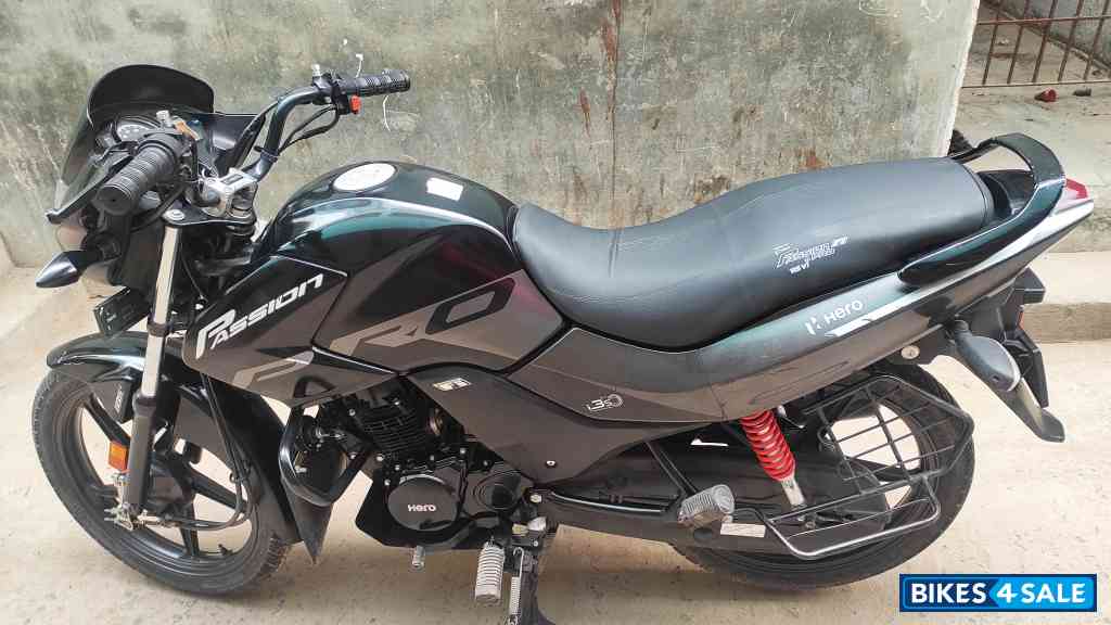 Black Hero Passion Pro BS6