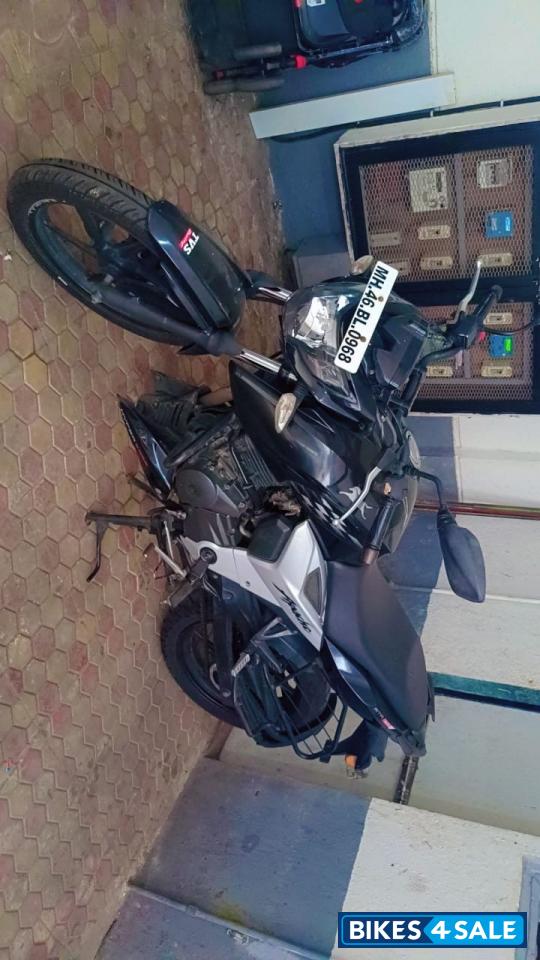 TVS Apache RTR 160 4V