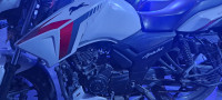 White TVS Apache RTR 160