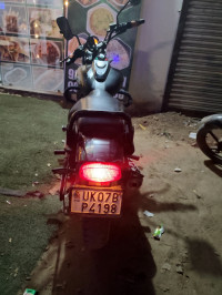 Met Black Bajaj Avenger 220 DTS-i