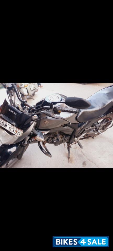 Greyblack Suzuki Gixxer SP