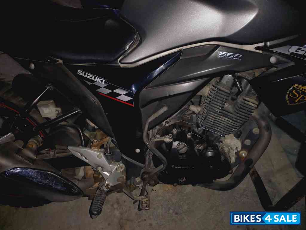 Greyblack Suzuki Gixxer SP