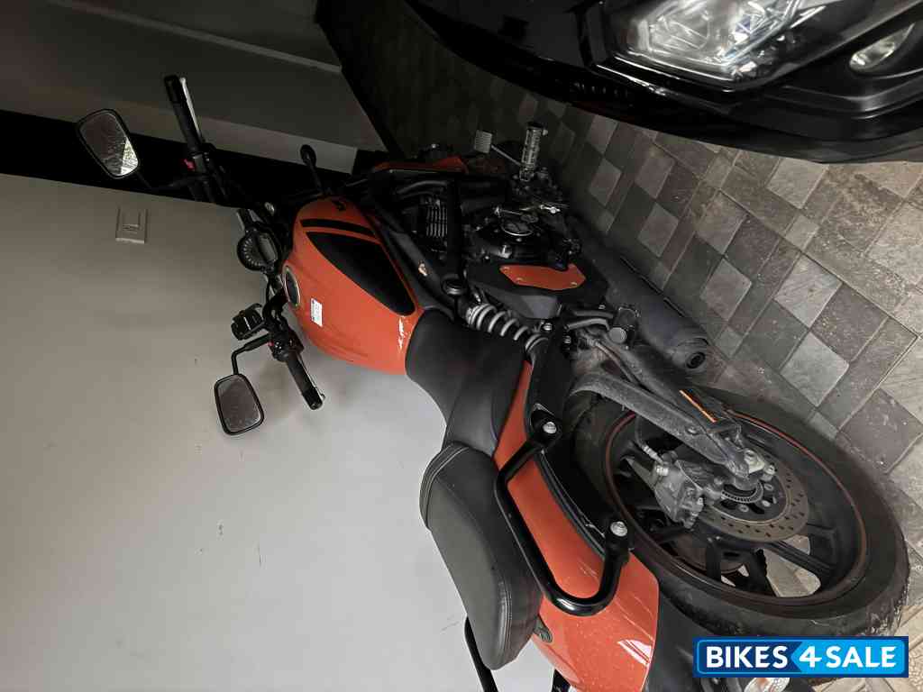 Flaming Orange Kawasaki Vulcan S 650