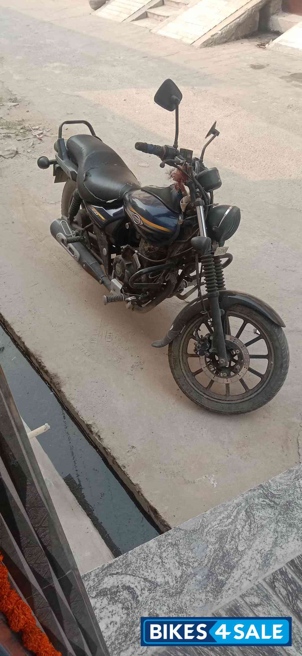 Bajaj Avenger Street 150