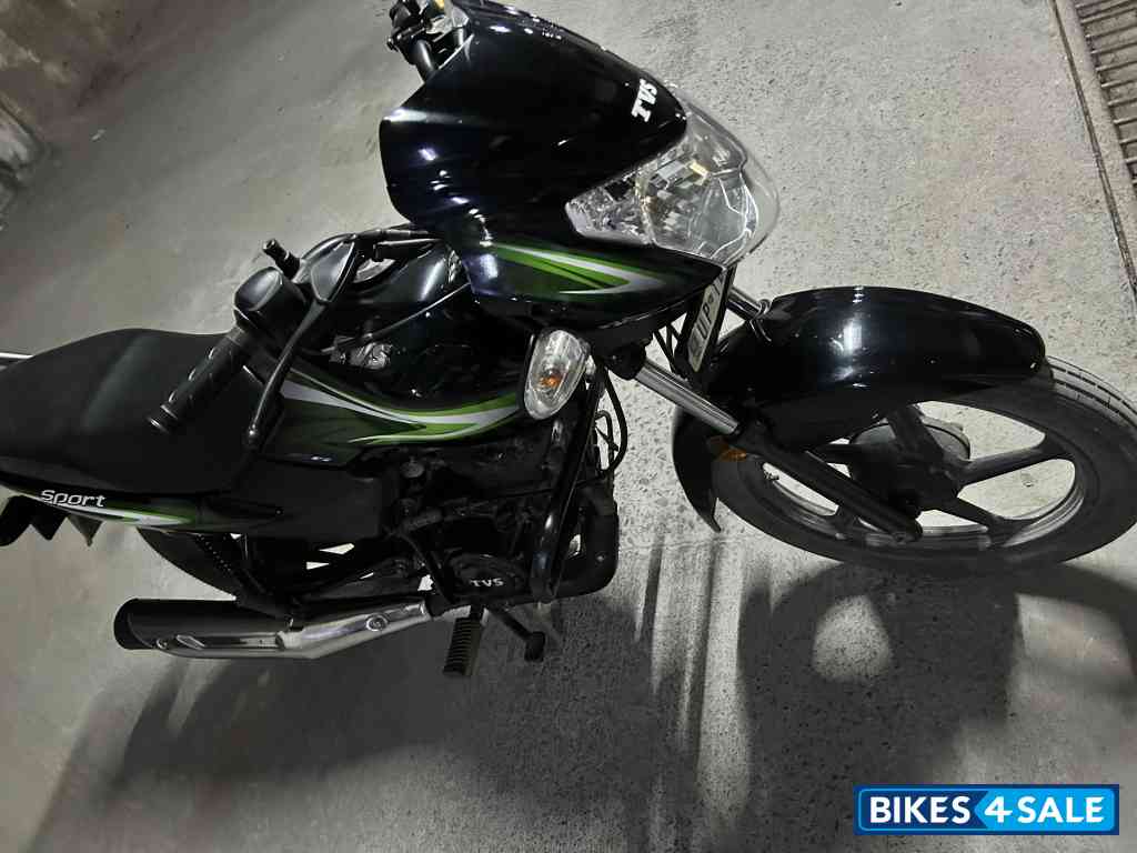 Black Green TVS Sport BS6 Black Green TVS Sport BS6