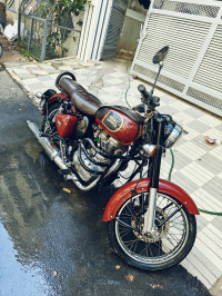 Royal Enfield Bullet Standard 350