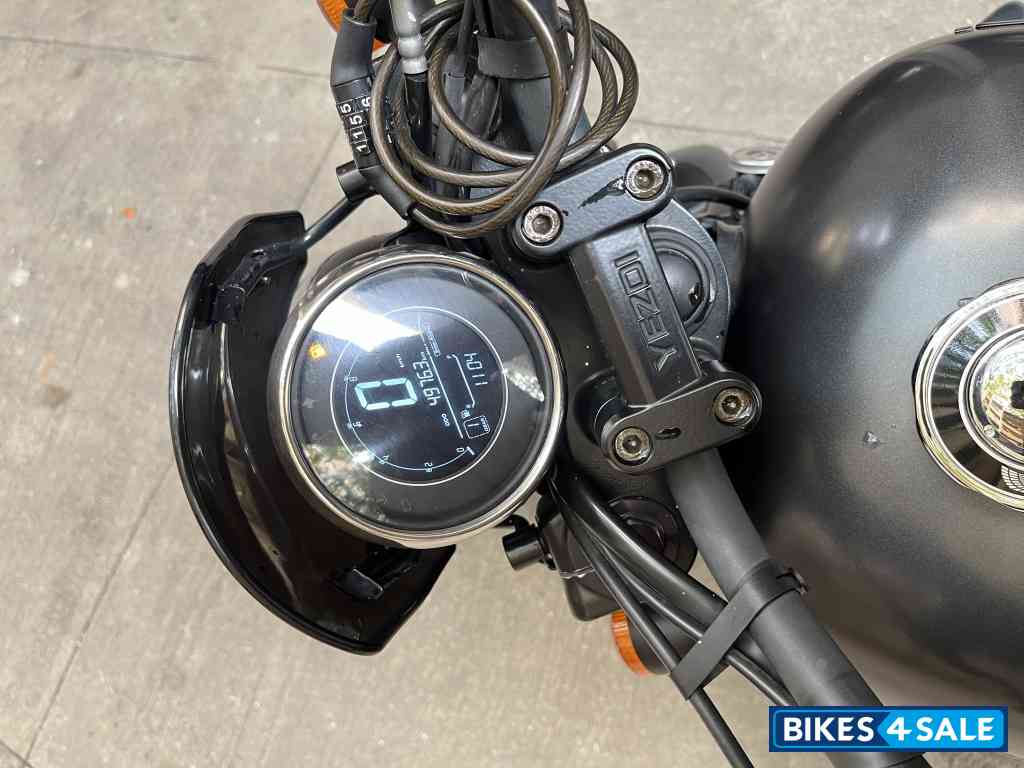 Yezdi Roadster Dark Yezdi Roadster Dark