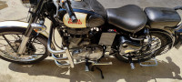 Black Royal Enfield Classic 500