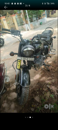 Stealth Black Royal Enfield Classic Stealth Black