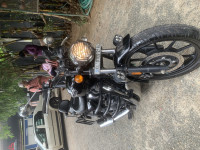 Black Royal Enfield Meteor 350 Stellar