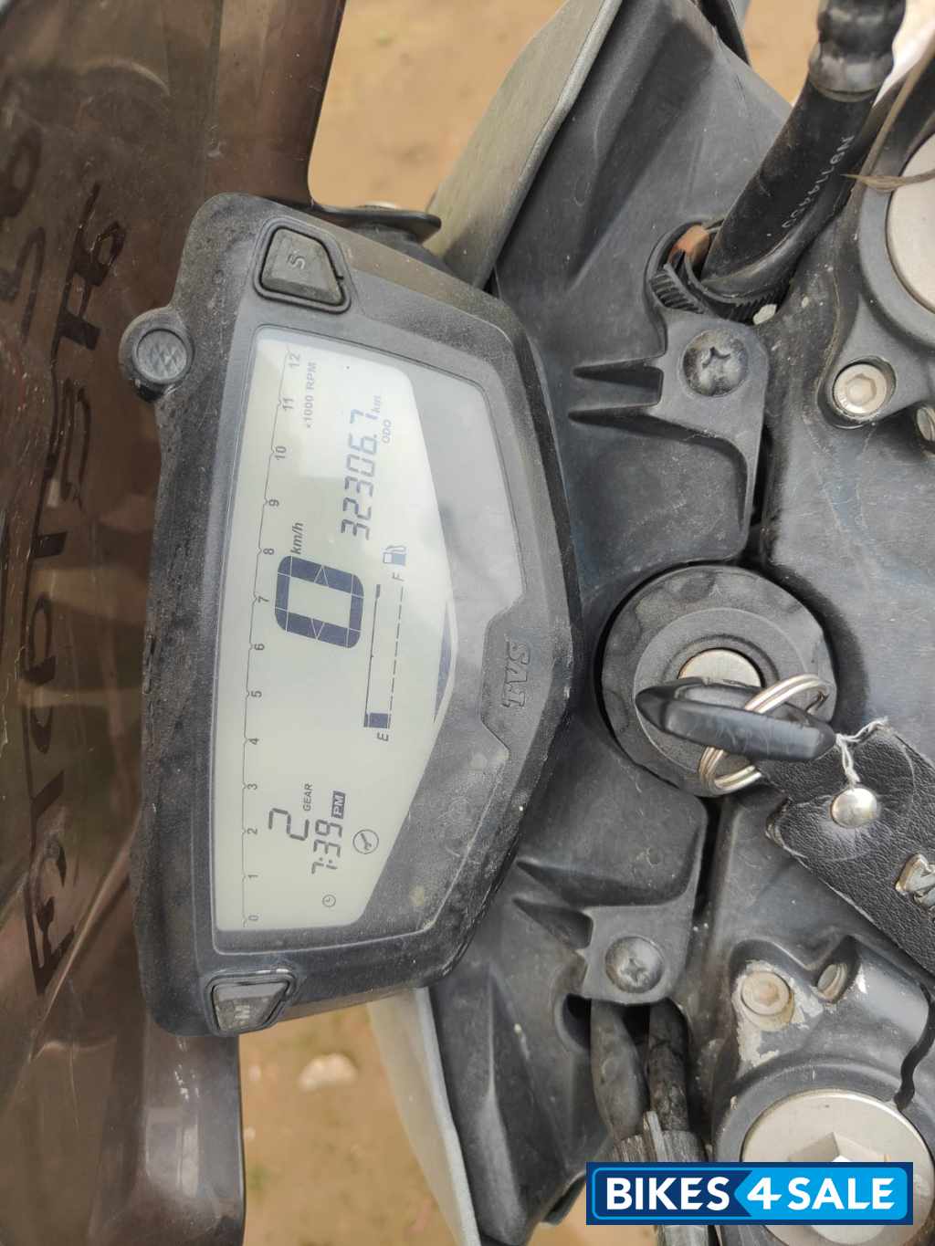 TVS Apache RTR 200 4V Race Edition 2.0