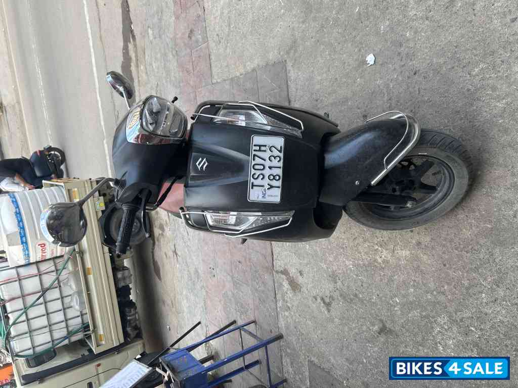 Matty Black Suzuki Access 125 Matty Black Suzuki Access 125
