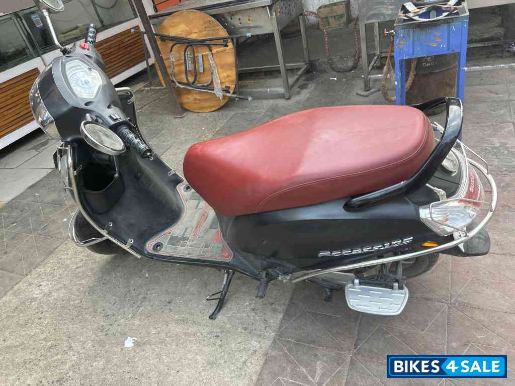 Matty Black Suzuki Access 125 Matty Black Suzuki Access 125