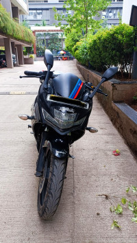 Black Suzuki Gixxer SF BS6