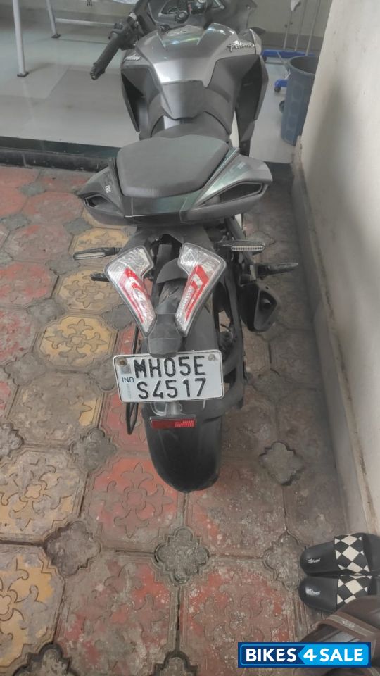 Grey Bajaj Pulsar RS 200 BS6
