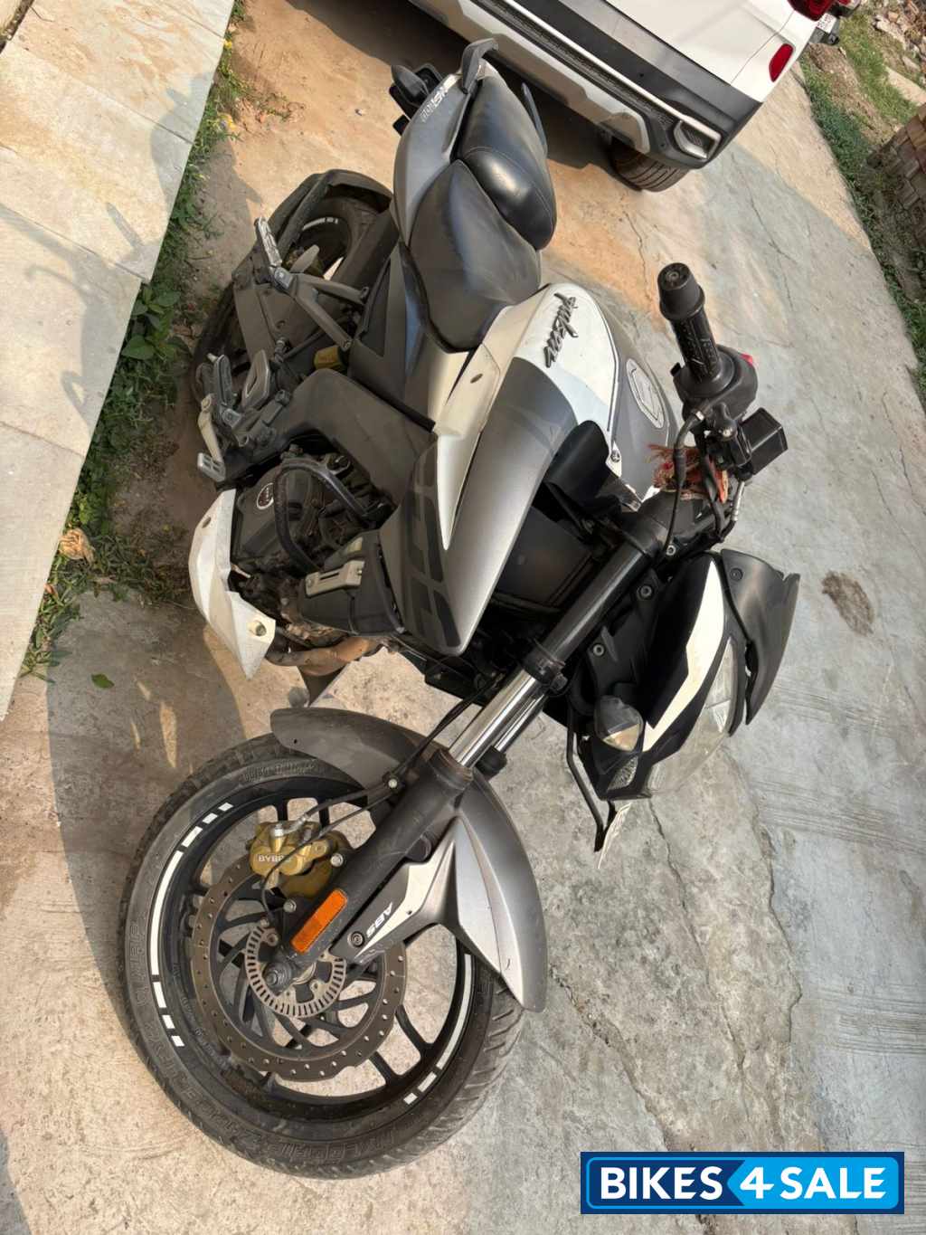 Bajaj Pulsar NS200