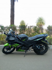 Yamaha YZF R15 S