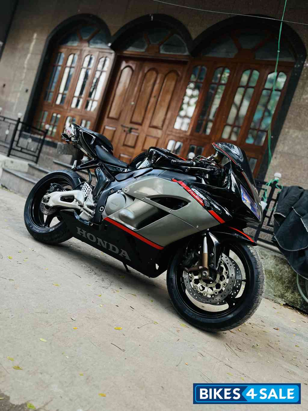 Black And Grey Honda CBR1000RR Fireblade