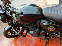 Black Royal Enfield Hunter 350 Metro