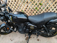 Black Royal Enfield Hunter 350 Metro