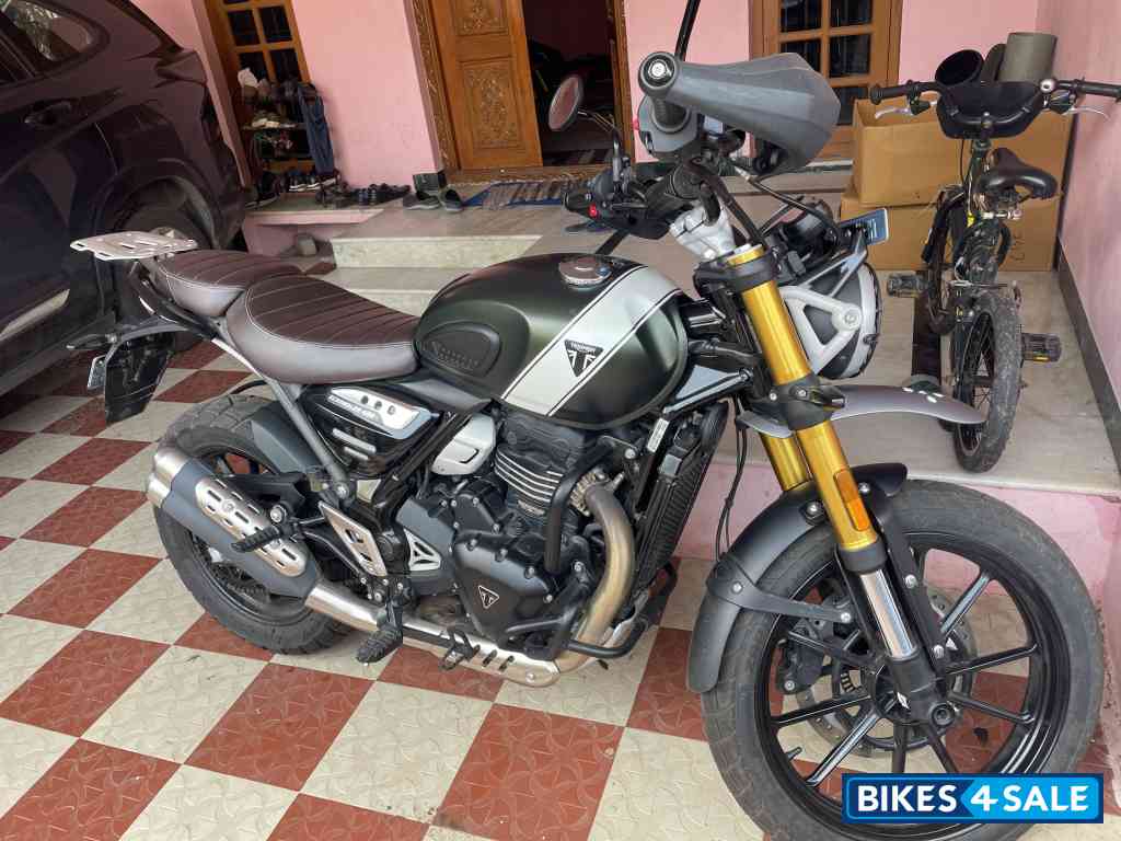 Triumph Scrambler 400 X