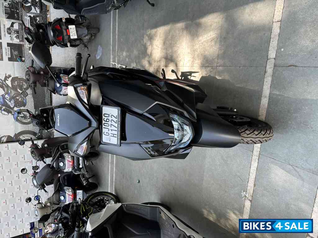 Suzuki Avenis 125 Ride Connect Edition