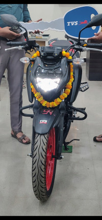 TVS Apache RTR 160 4V 2024