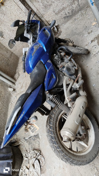 Bajaj Pulsar 220F
