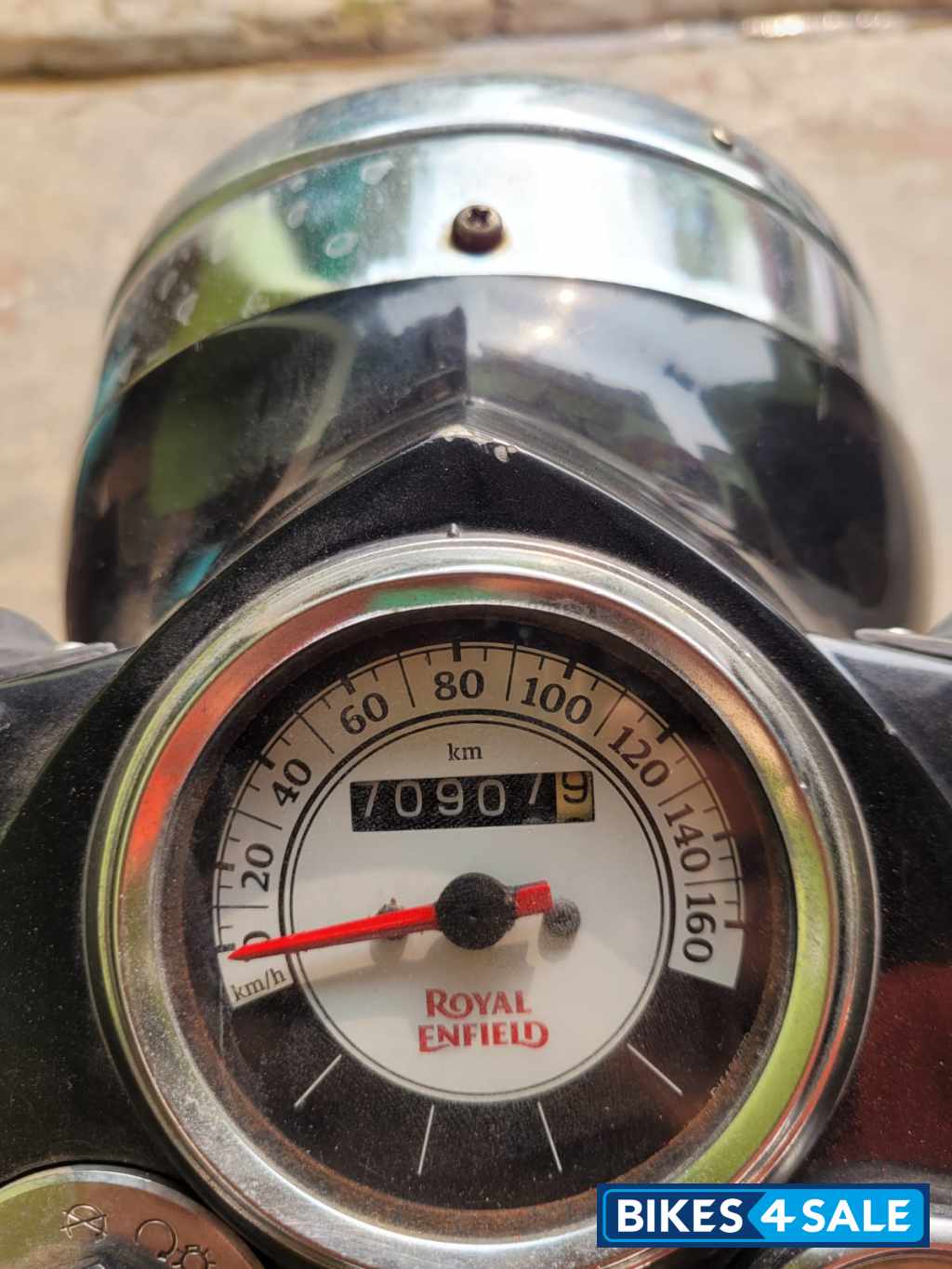 Black Royal Enfield Classic 350