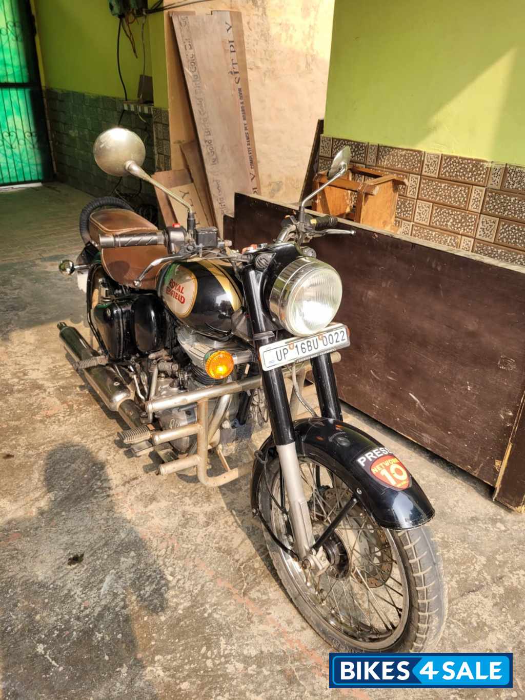Black Royal Enfield Classic 350