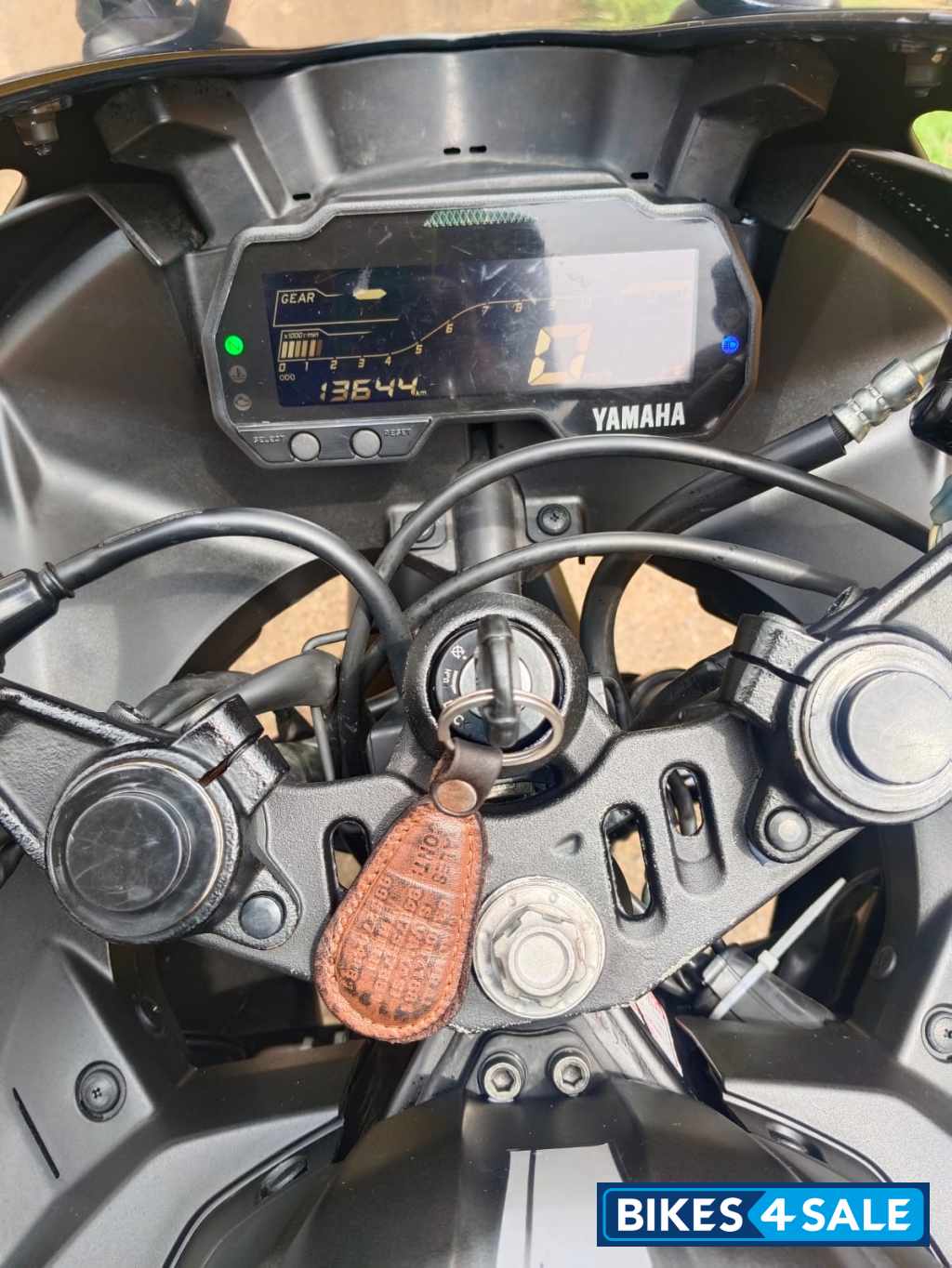 Black Yamaha YZF R15 S Black Yamaha YZF R15 S