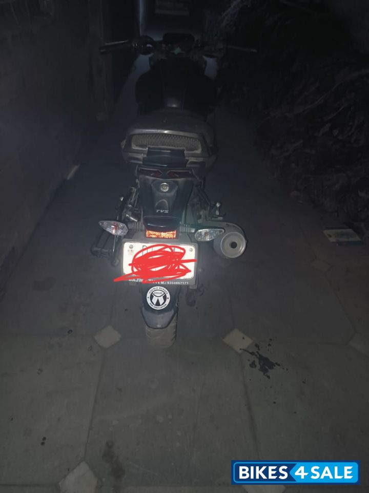 TVS Raider Split Seat