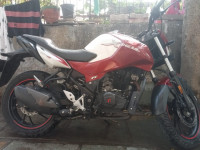 Red And White Hero Xtreme 160R