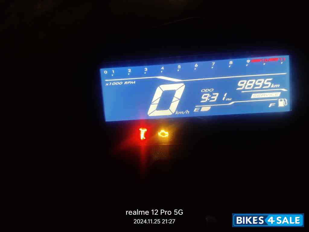 Red And White Hero Xtreme 160R